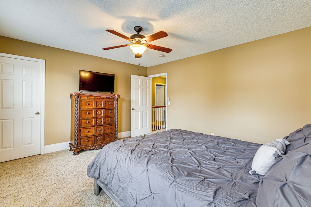Wooded Trail On-site, Spacious Simpsonville Home