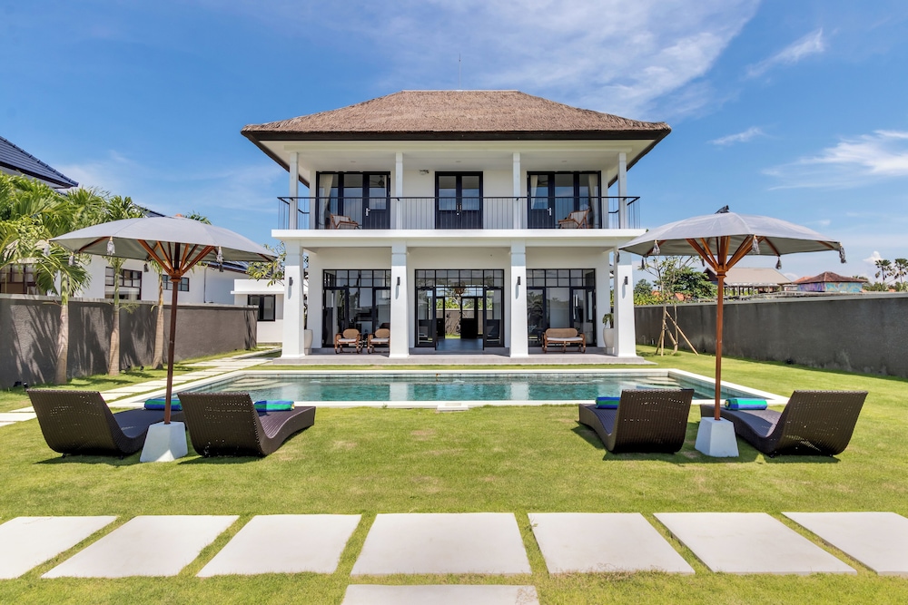 Villa Sakayana
