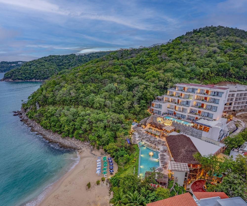 Hotel Nirú Ocean Suites by Binniguenda - Image 1