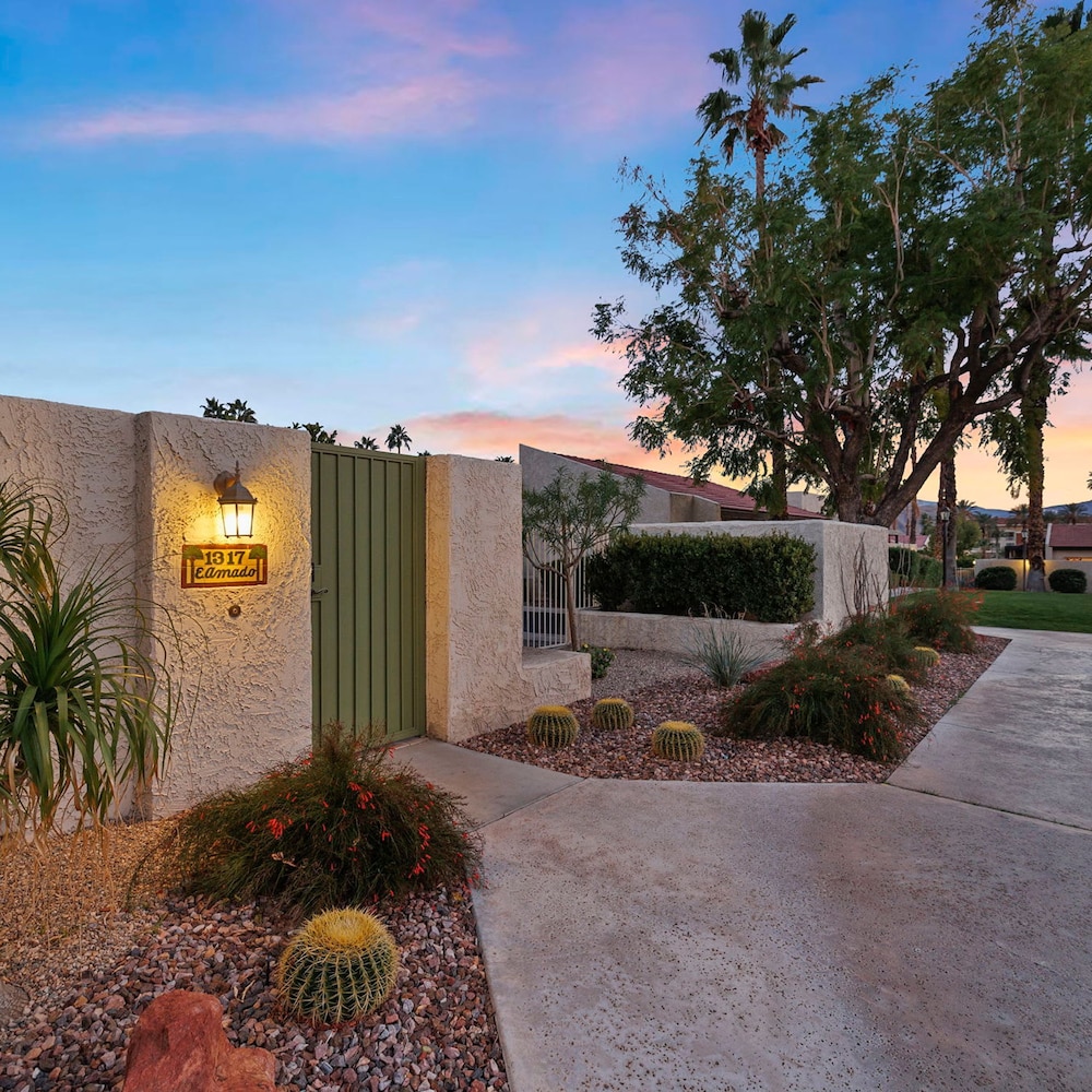 Mountain View Villa in Palm Springs