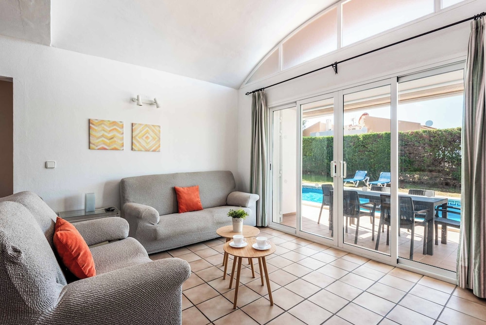 Villa Laura 245