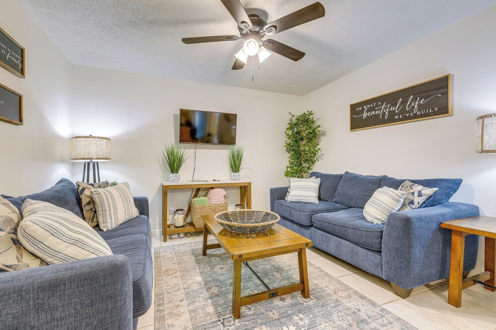 1/2 Mi to St. Lucie River: Treasure Coast Home
