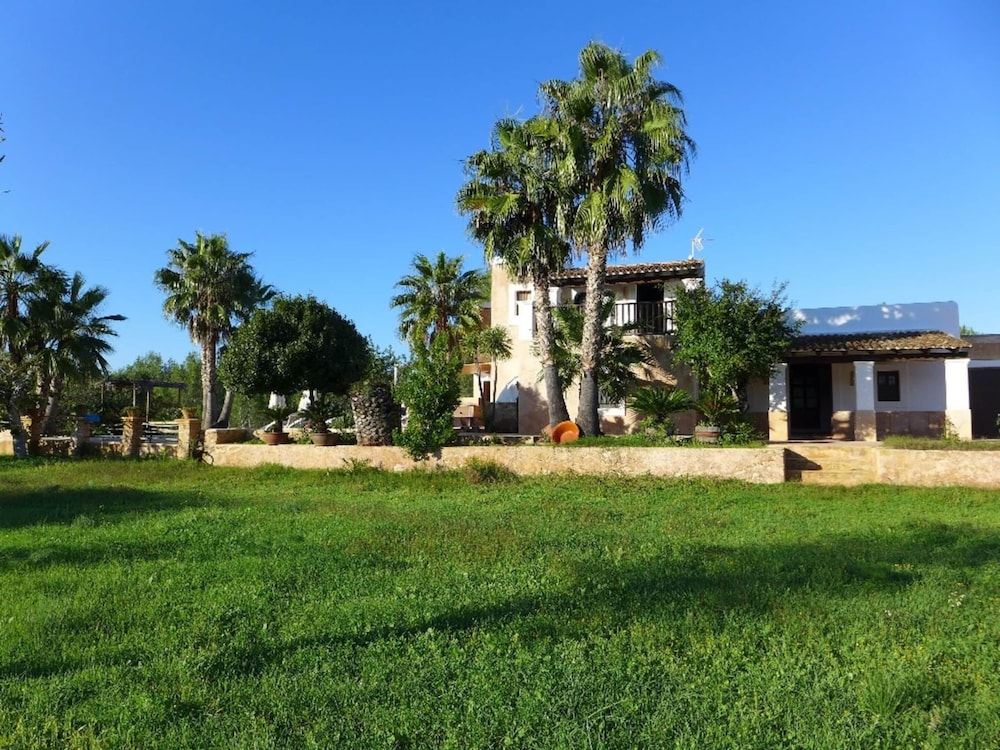 Mansion in San Rafael With Pool & Beach view 2