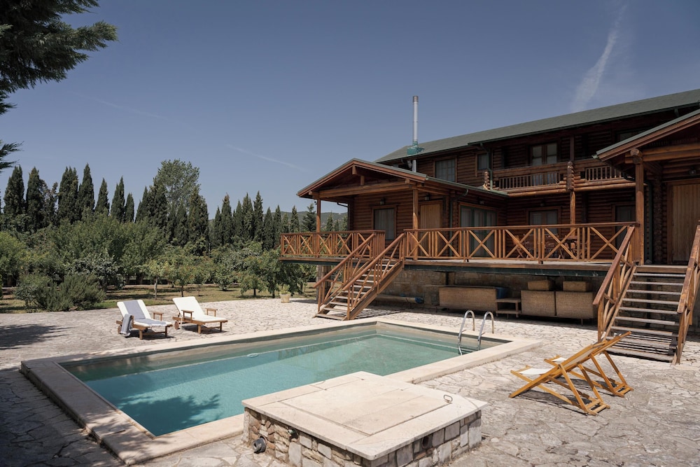 Styga Chalet