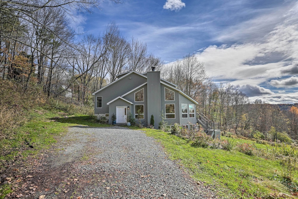 Unique Catskills Hideaway - Walk to Lake Jeff view 4