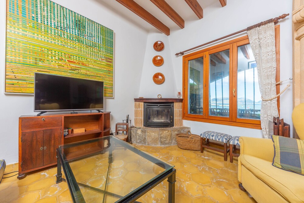 Can Mir in Mallorca With 4 Bedrooms and 3 Bathrooms view 3