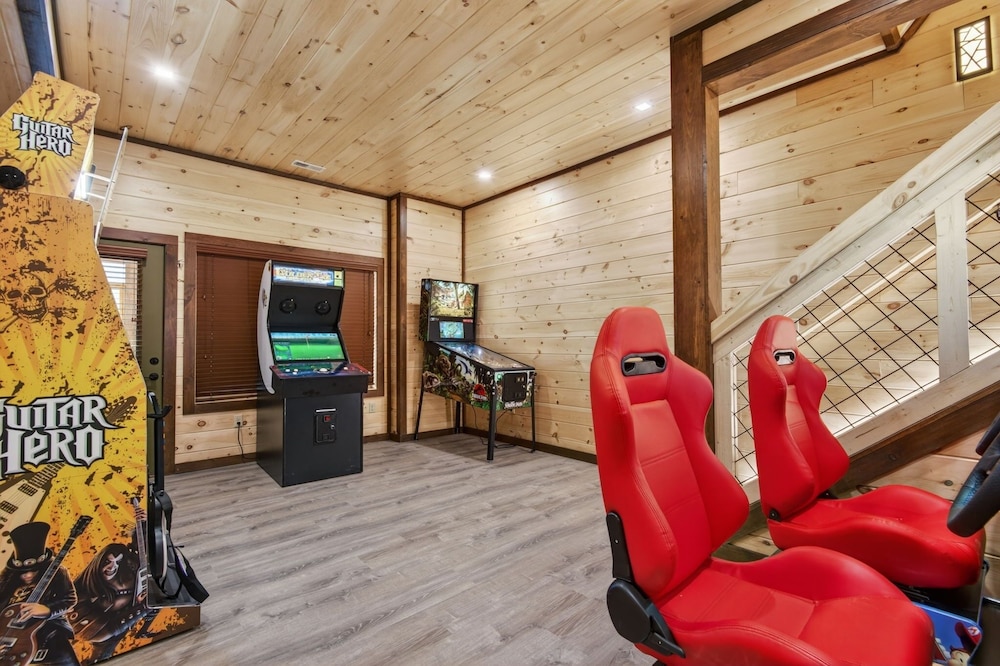 Ern802 - Bear Olympics 3 Bedroom Cabin