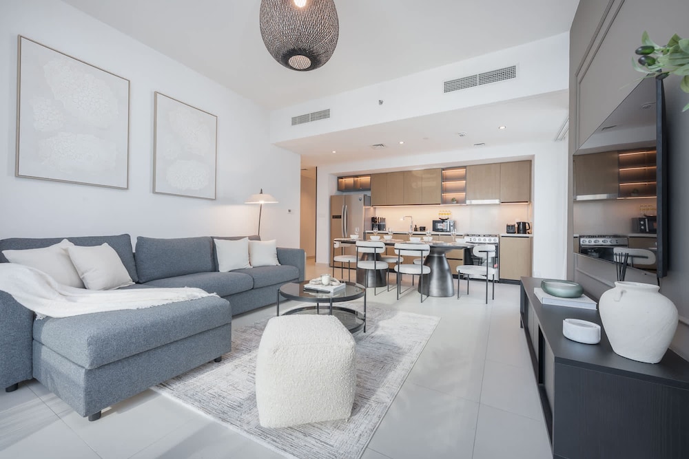 Full Burj Khalifa Views in This Amazing 2 Bedroom