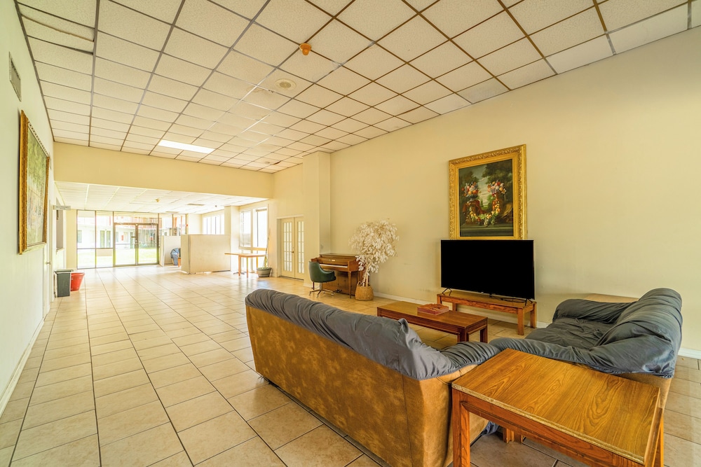 Economy Inn By OYO Livingston TX Hwy 59