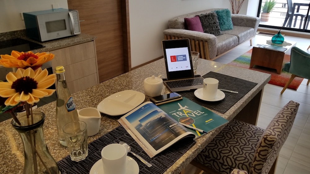 Luxury Residence Suites