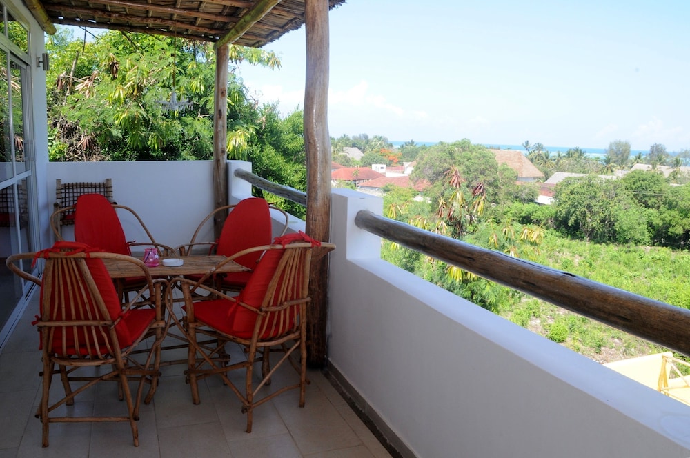 Kiwengwa Vacations - Maisha Marefu Apartments - Property Image 45