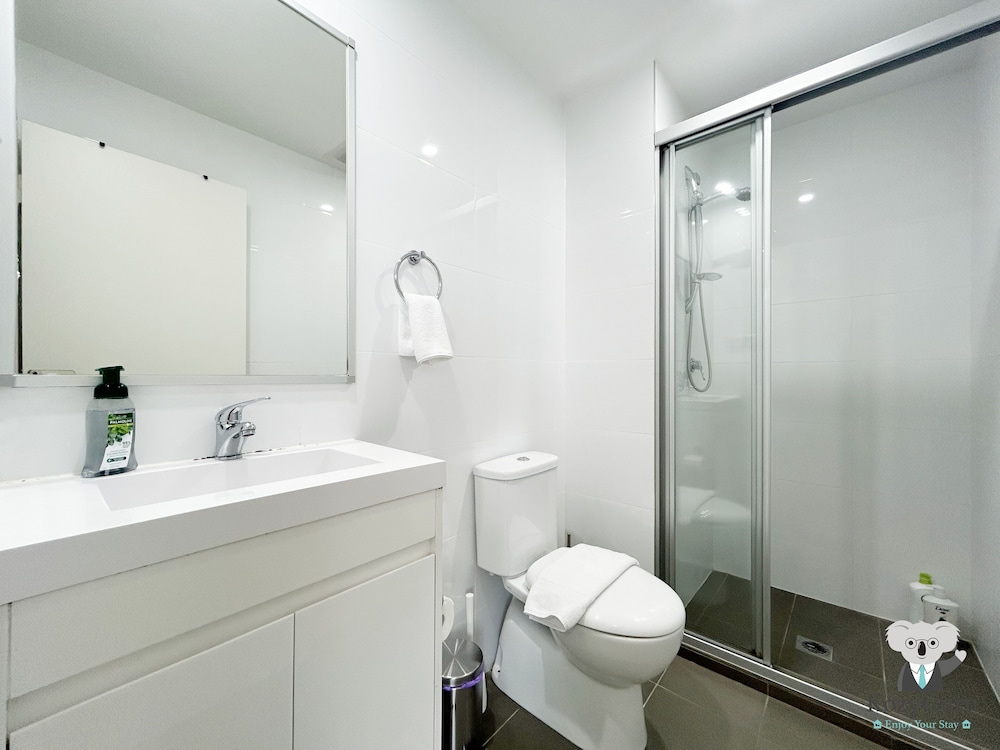 Kozyguru | Homebush West | 3Bed 2Bath Apt +Parking