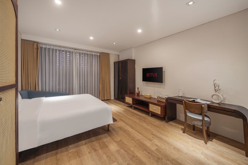 Ocean Villa Da Nang 4BR 5 Beds, Private Pool and Kitchen