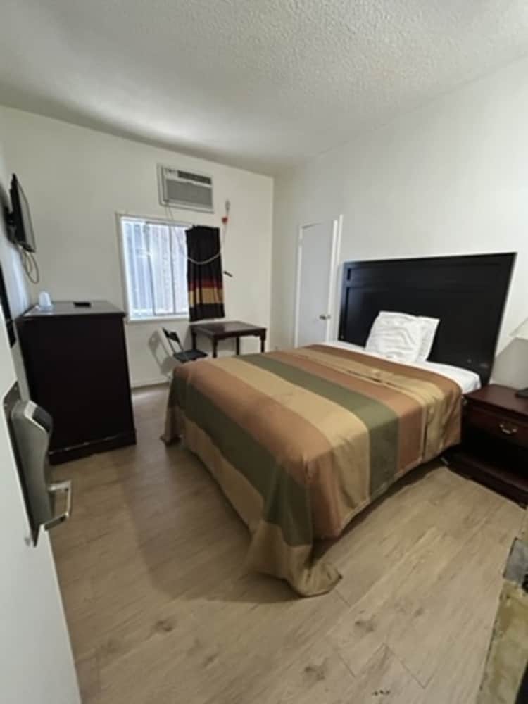 Encore Inn Inglewood