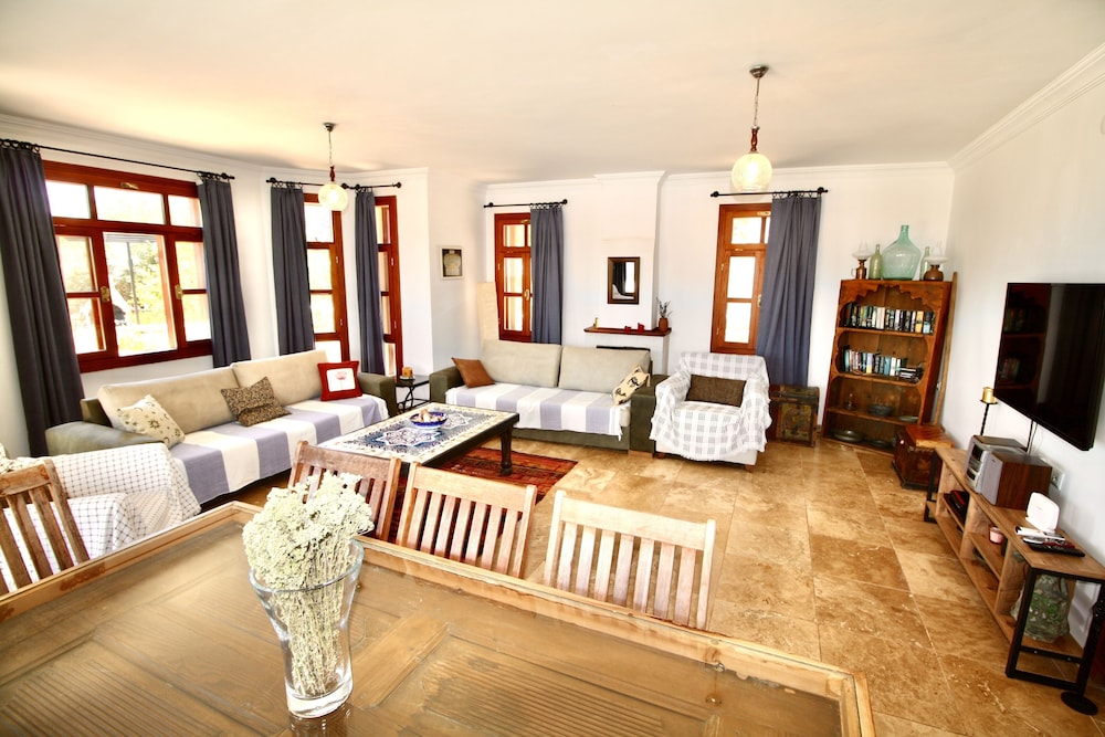 Villa With Fantastic Views in a Prime Location in Kas Peninsula view 5