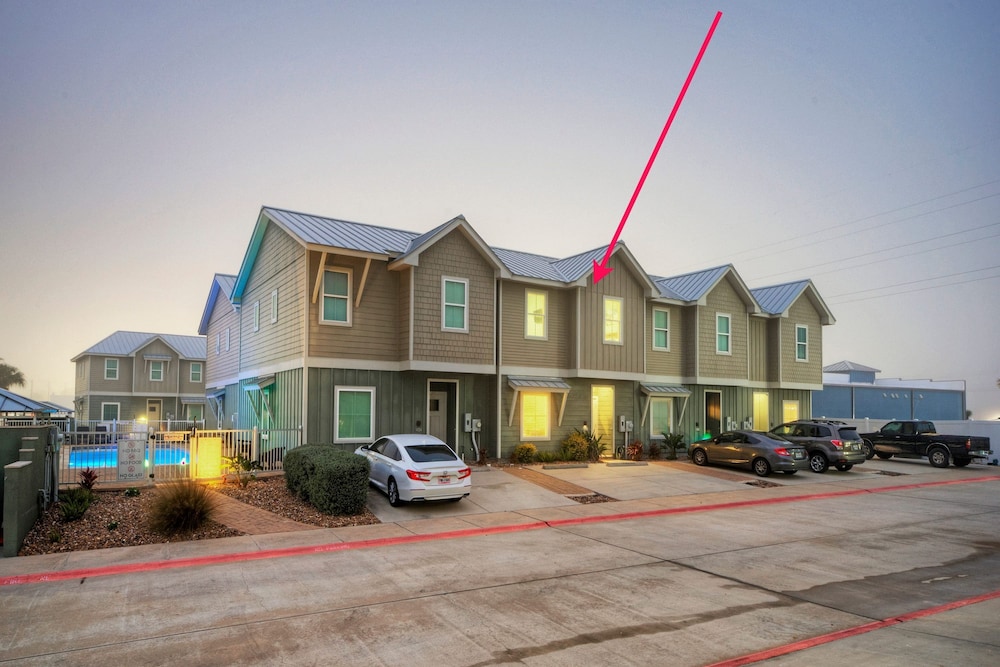 Villa La Isla Family Condo With Pool Near Corpus Christi s Best Beaches Dining