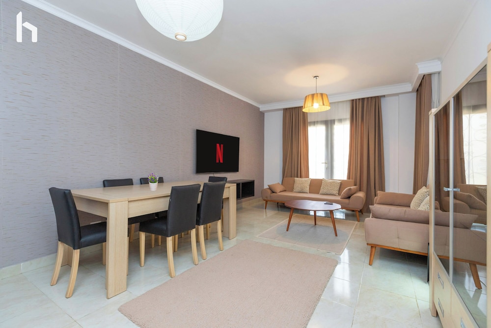 Family stay Apartment in Rehab city