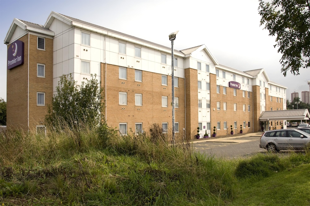 Premier Inn Leeds City - Elland Road — photo 4