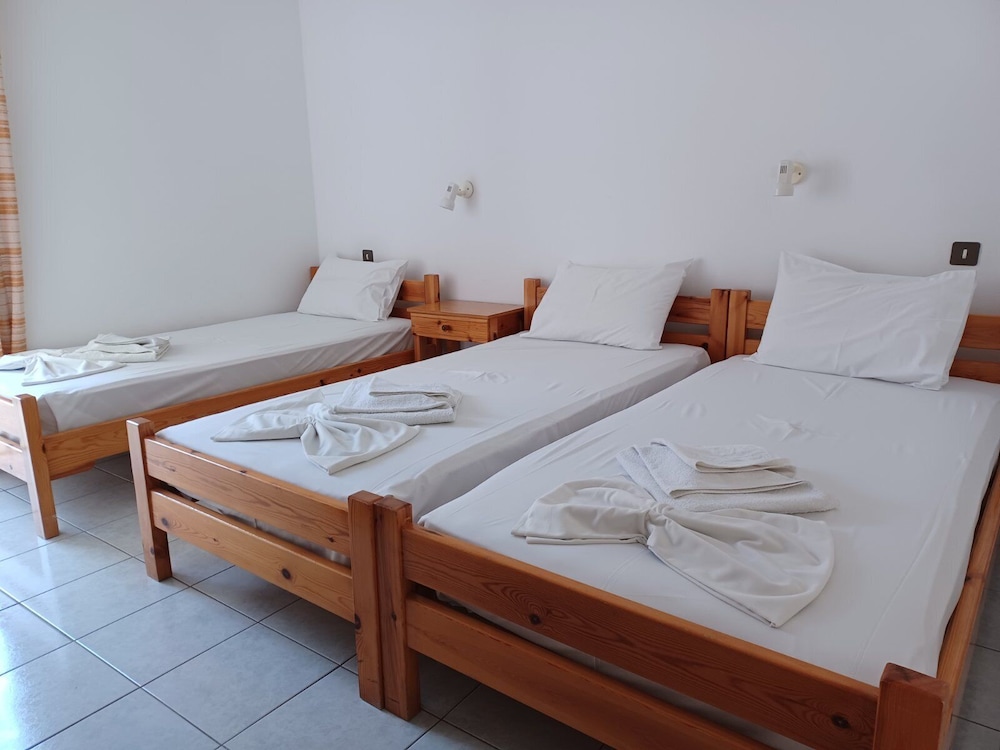 ARGIRO STUDIOS AND APARTMENTS photo 4