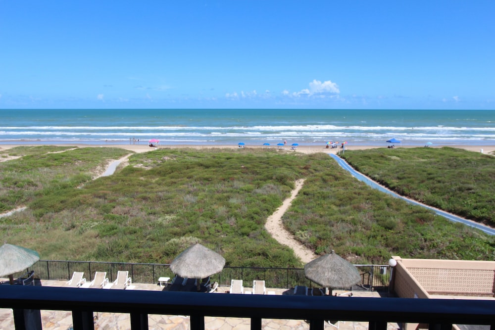 Seabreeze 1 Condominiums