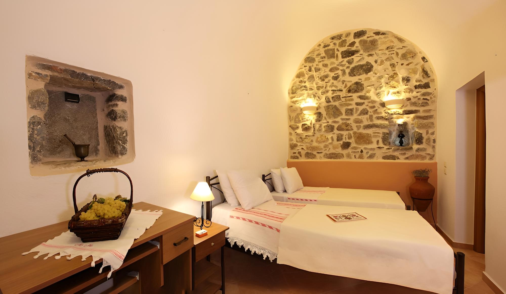 Stoes Traditional Suites view 5