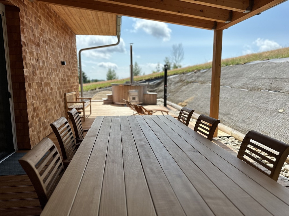 Holiday Home in Roprachtice With Sauna & Jacuzzi