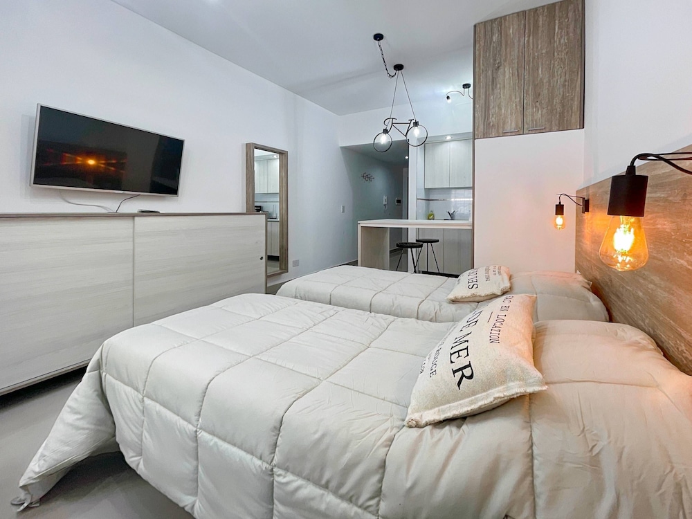 Ayres Suites Moreno