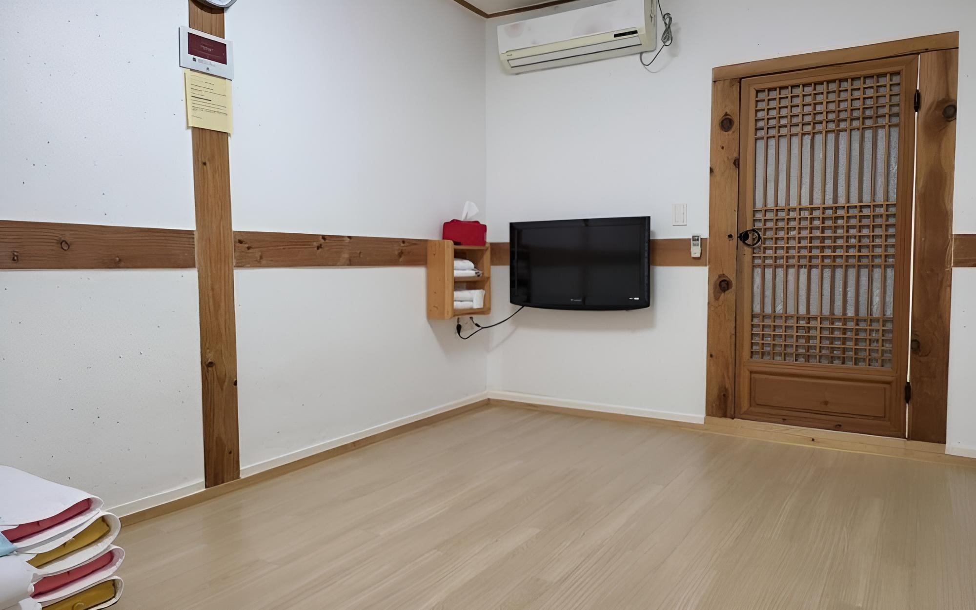 Photo 23