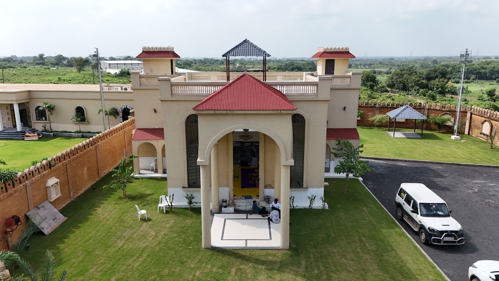 M Farm Resort