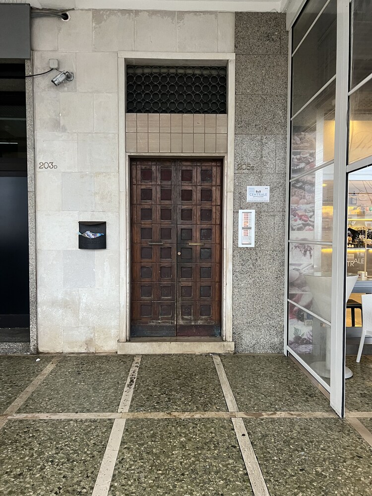 B&B CENTRALE
