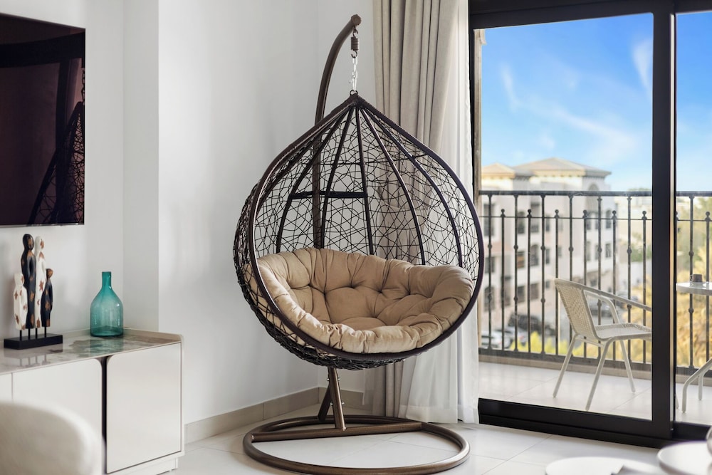Stylish 1BR with Burj Al Arab View