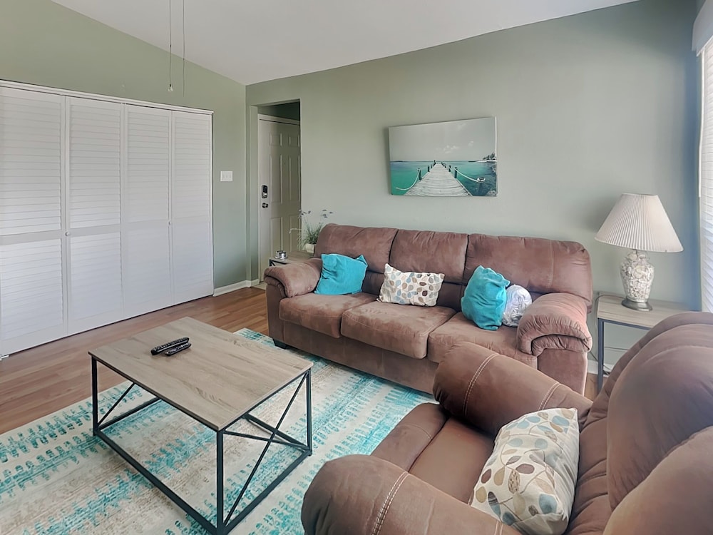 Sea Turtle by Ryson Vacation Rentals