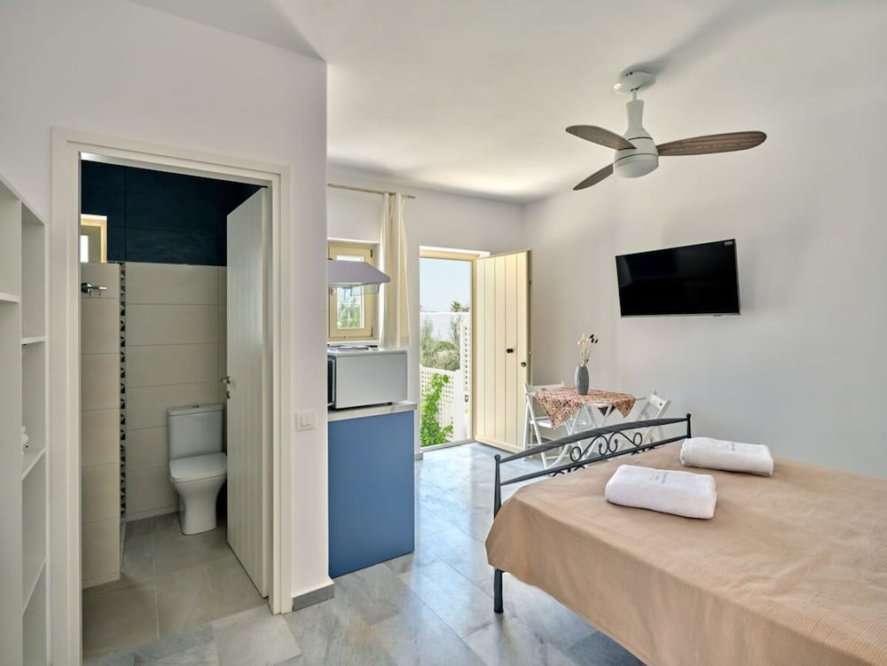 Villa Maria - Naoussa Squares Blue Gold Suite