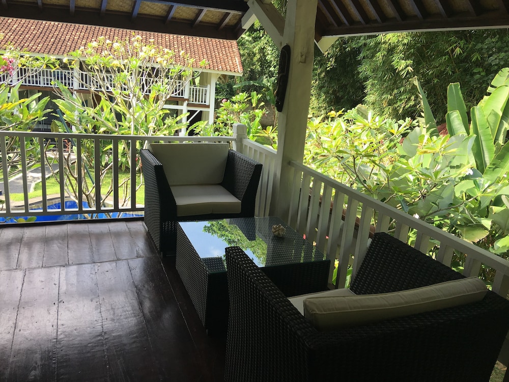 White Orchid Eco Resort