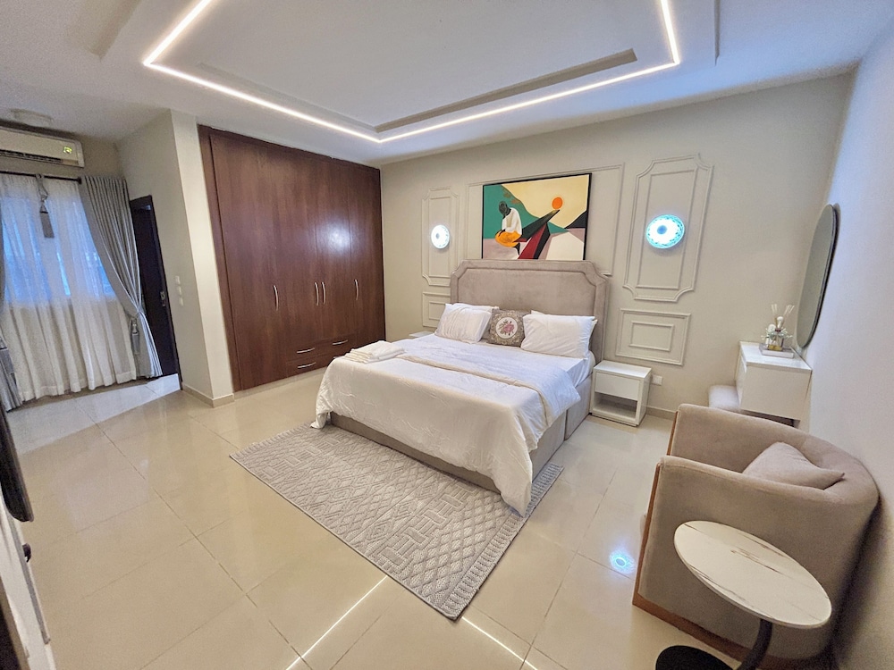 George Residence Banana Island Rd Ikoyi