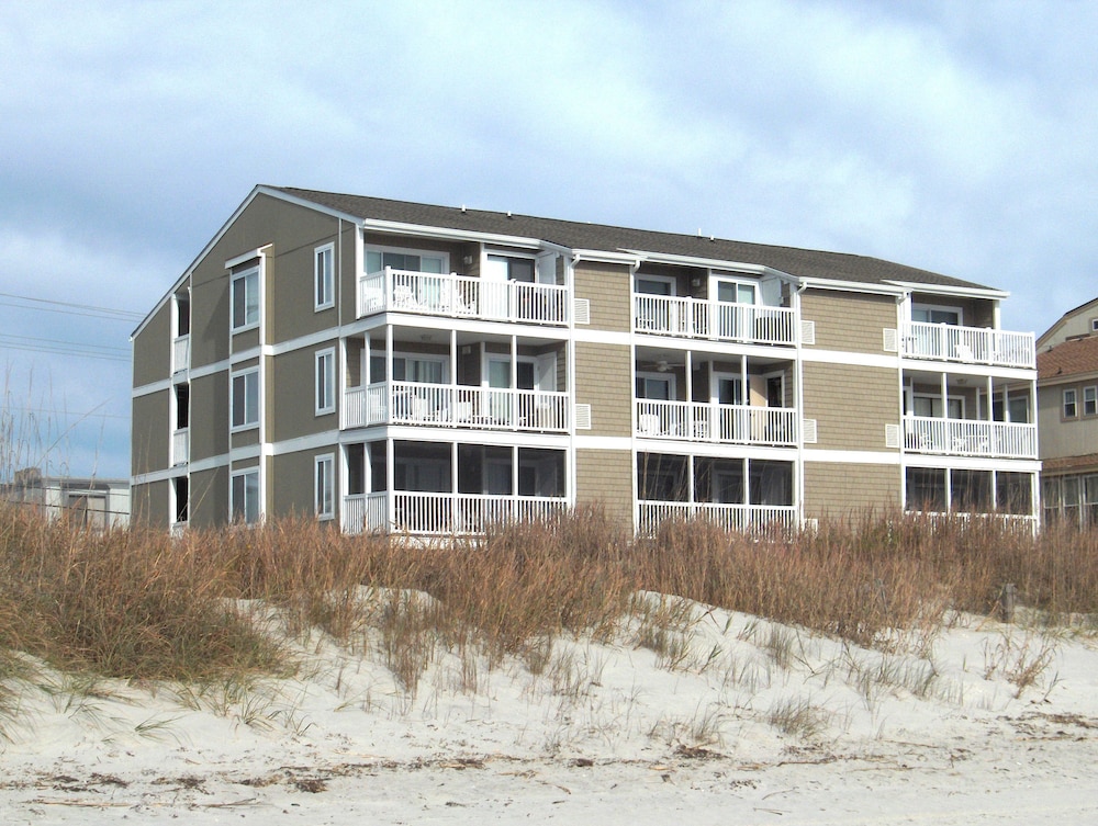 RainTree Villas 2F by RedAwning