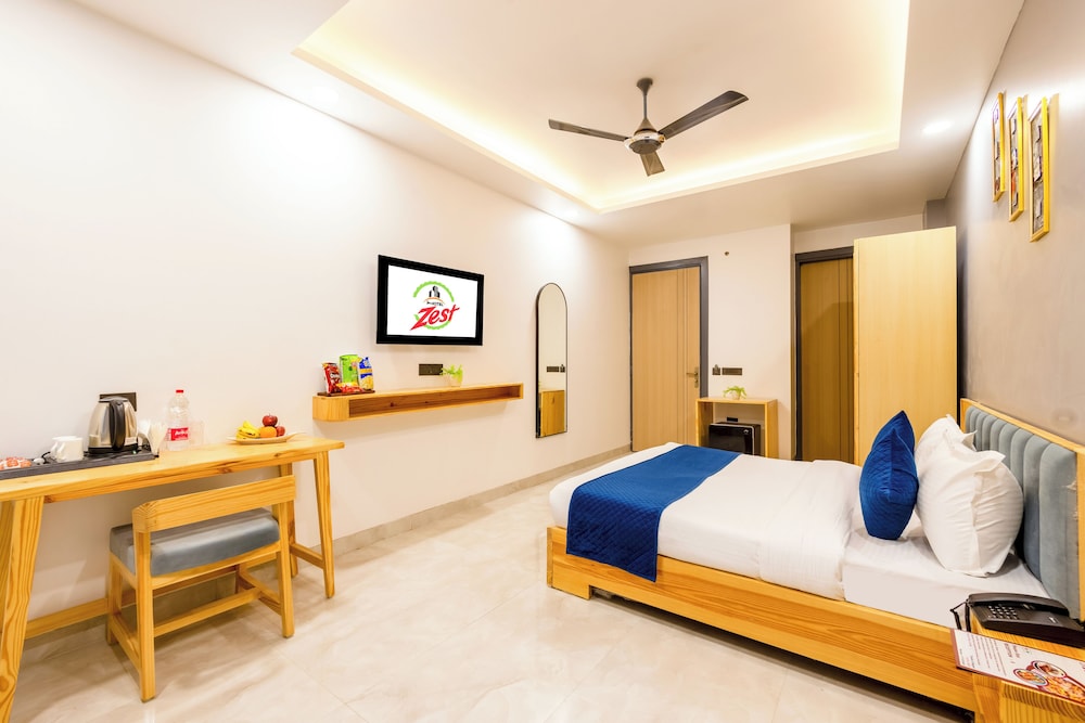 Hotel Zest Near IGI Airport
