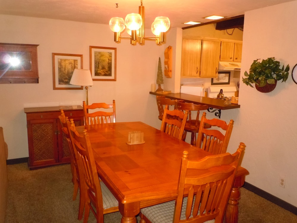 Snow Summit Townhouse Rentals & Sales
