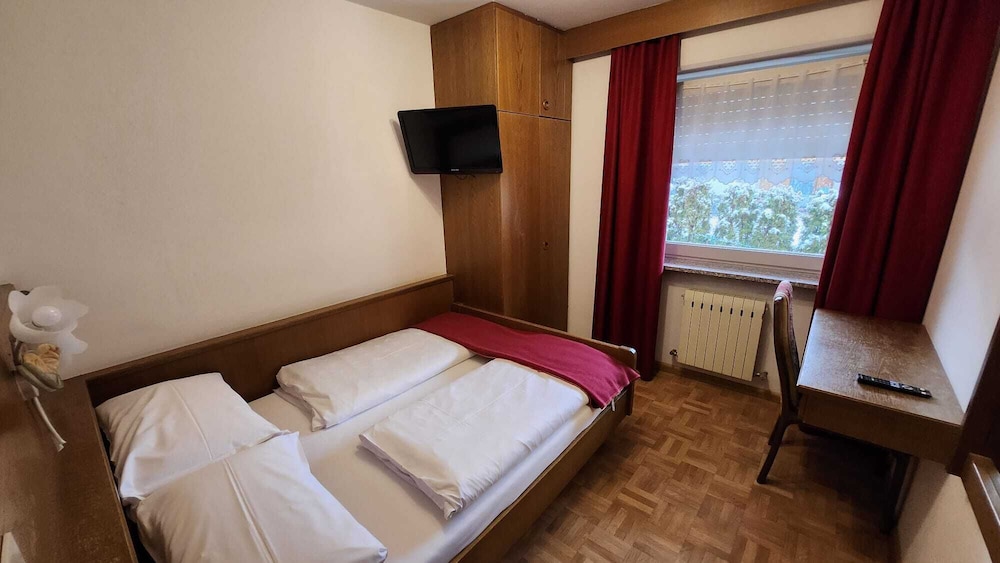 InterHotel B&B view 4