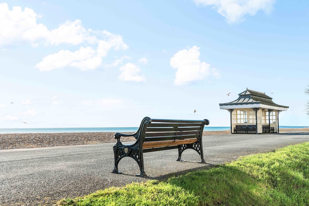 Queens Cove With Seaviews By My Getaways