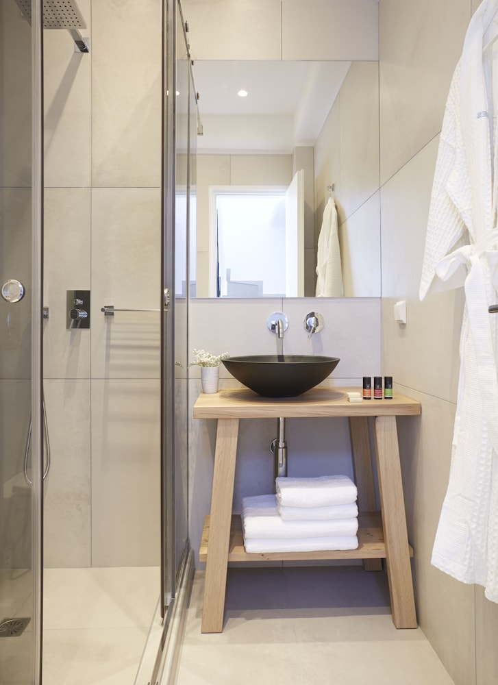 Amor Hideaway Villas