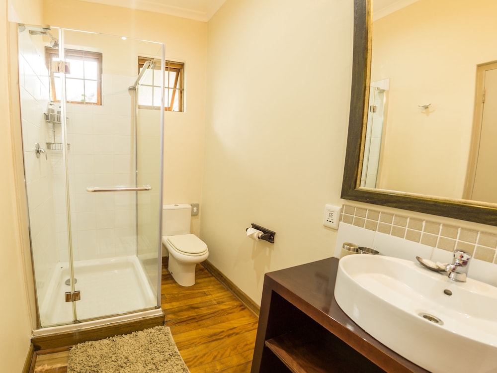 Mackaya Bella Guest House