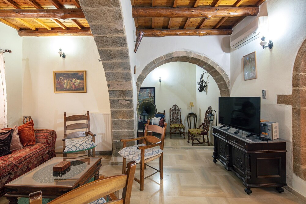 Villa Anta in Asteri view 4