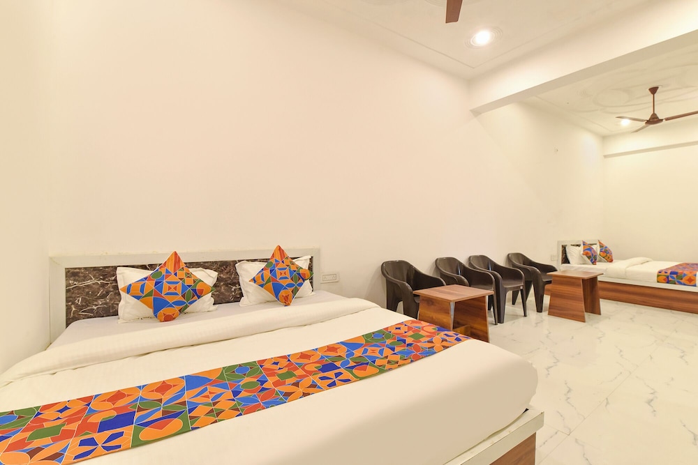 FabHotel Shree Radhey Shyam Palace