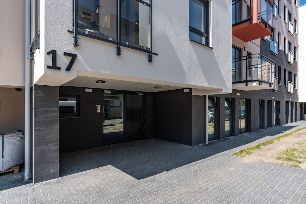 Apartment Górczyńska by Renters Prestige view 4