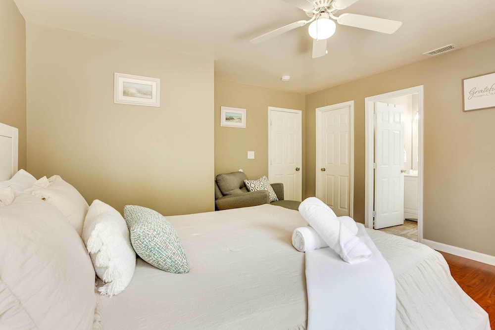 Louisville Apartment - Walk to Restaurants!