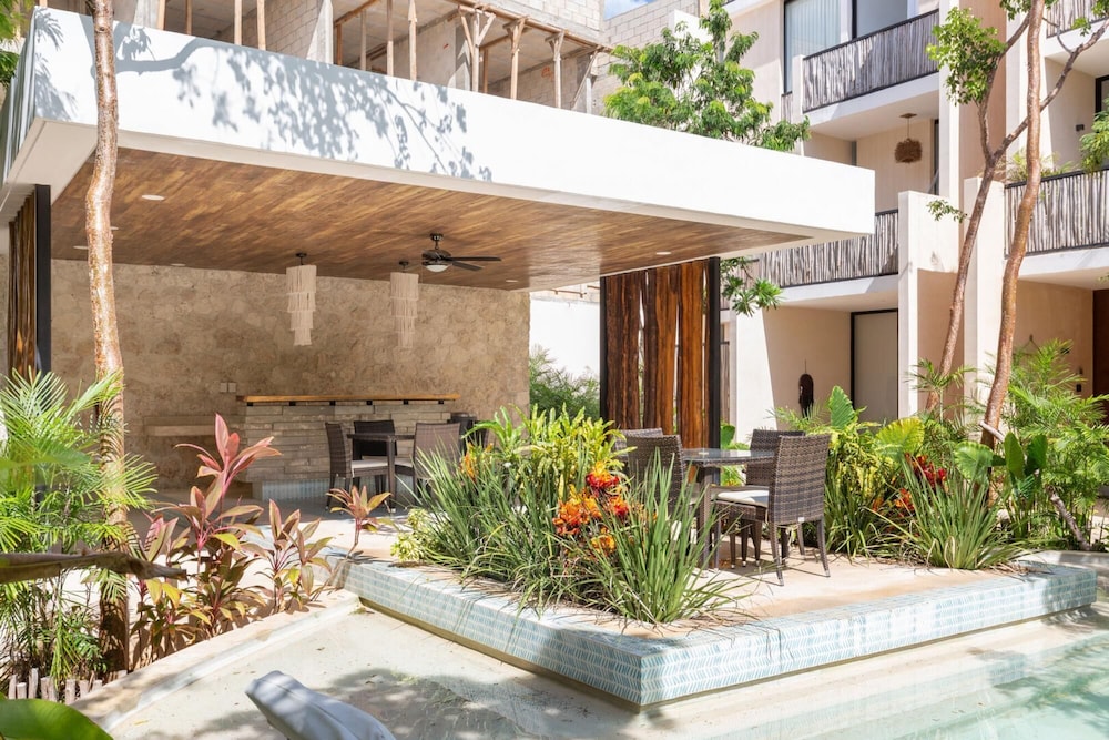 Luxurious Apartment in Lovely Complex With Dreamy Gardens Yoga Terrace Hammocks Swimming Pool