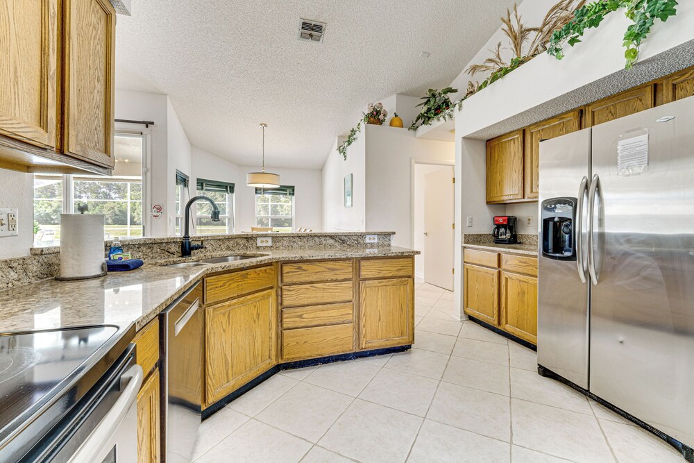 12 Mi to Disney: Secluded Family Home w/ Pool