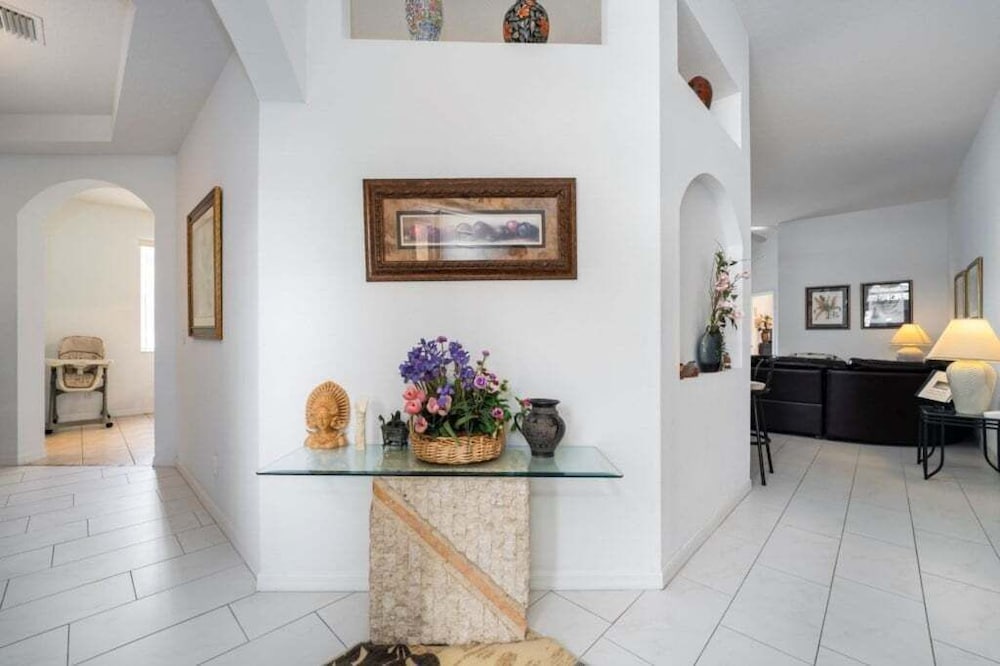 Calabay Comfort - 4br Pool & Spa Near Disney 4 Bedroom Villa