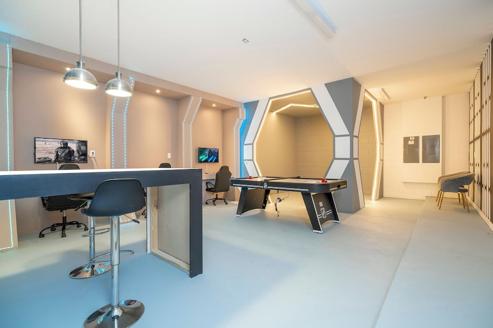 Stunning Masterpiece 15 Ensuites